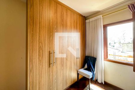 Casa à venda com 220m², 3 quartos e 3 vagasQuarto 2