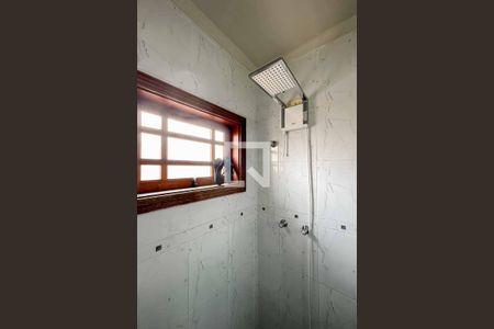 Casa à venda com 220m², 3 quartos e 3 vagasBanheiro