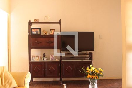 Sala de casa à venda com 2 quartos, 150m² em Grupo Residencial do Iapc, Campinas