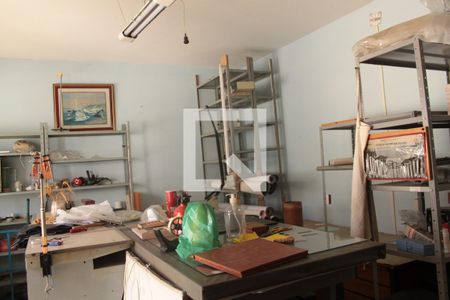 Casa à venda com 150m², 2 quartos e 3 vagasEdícula