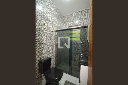 Banheiro de casa para alugar com 1 quarto, 122m² em Centro, Nilópolis