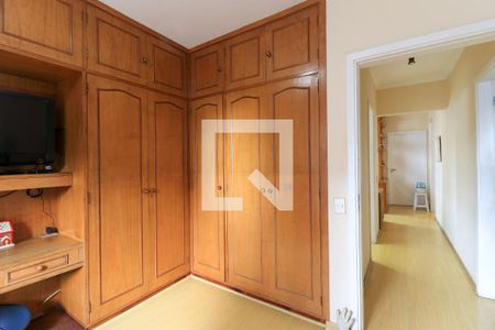 Apartamento à venda com 178m², 3 quartos e 2 vagasQuarto 2