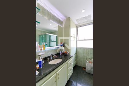 Apartamento à venda com 178m², 3 quartos e 2 vagasBanheiro da Suíte