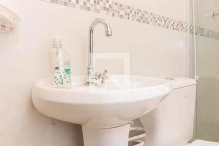 Casa à venda com 133m², 3 quartos e 2 vagas Casa à venda com 133m², 3 quartos e 2 vagasBanheiro