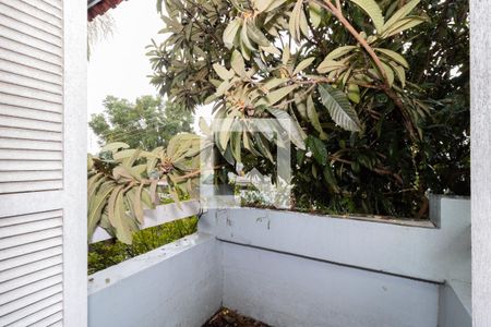 Casa à venda com 133m², 3 quartos e 2 vagas Casa à venda com 133m², 3 quartos e 2 vagasQuarto 2-Varanda