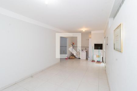 Casa à venda com 133m², 3 quartos e 2 vagas Casa à venda com 133m², 3 quartos e 2 vagasGaragem
