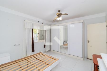 Casa à venda com 133m², 3 quartos e 2 vagas Casa à venda com 133m², 3 quartos e 2 vagasQuarto Suíte