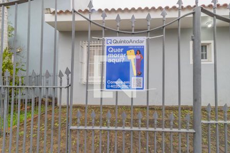 Casa à venda com 133m², 3 quartos e 2 vagas Casa à venda com 133m², 3 quartos e 2 vagasInstalação de Plaquinhas