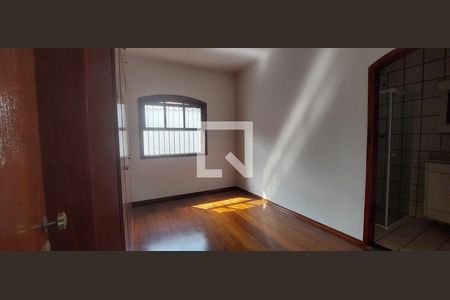 Quarto 1 suíte de casa para alugar com 3 quartos, 402m² em Vila Valparaiso, Santo André
