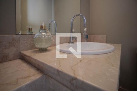 Apartamento à venda com 334m², 4 quartos e 6 vagasBanheiro