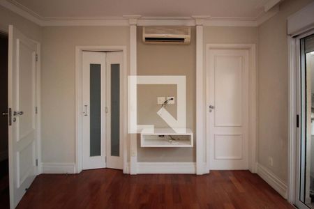 Apartamento à venda com 334m², 4 quartos e 6 vagasSuíte 1