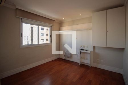 Apartamento à venda com 334m², 4 quartos e 6 vagasSuíte 3