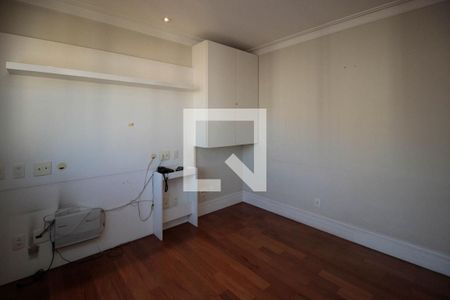 Apartamento à venda com 334m², 4 quartos e 6 vagasSuíte 3