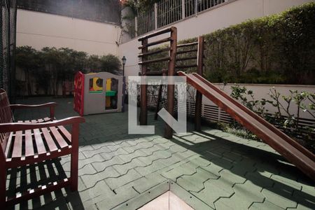 Apartamento à venda com 334m², 4 quartos e 6 vagasPlayground