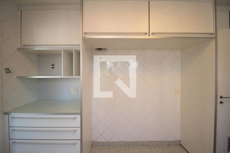 Apartamento à venda com 334m², 4 quartos e 6 vagasCozinha