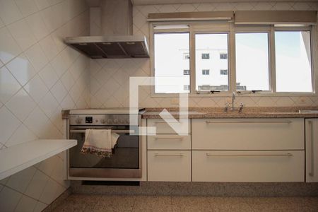 Apartamento à venda com 334m², 4 quartos e 6 vagasCozinha