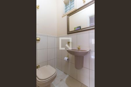 Lavabo de casa para alugar com 3 quartos, 360m² em Vila Oliveira, Mogi das Cruzes