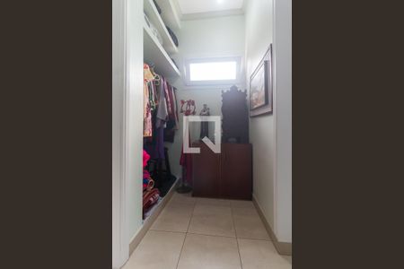 Casa para alugar com 360m², 3 quartos e 8 vagasCloset