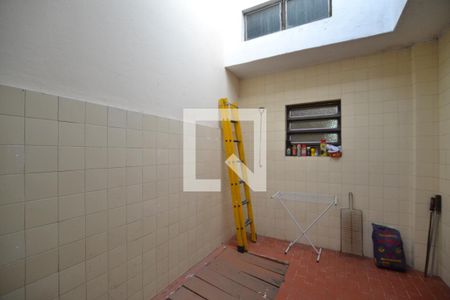 Casa à venda com 196m², 5 quartos e 2 vagasPátio