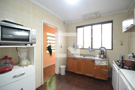 Casa à venda com 196m², 5 quartos e 2 vagasCozinha