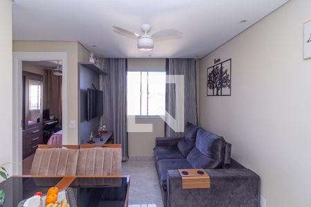 Sala de apartamento para alugar com 2 quartos, 41m² em Vila Graciosa, São Paulo