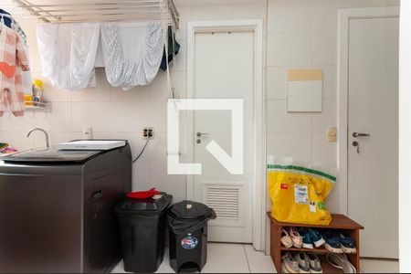 Apartamento à venda com 132m², 2 quartos e 2 vagasÁrea de Serviço