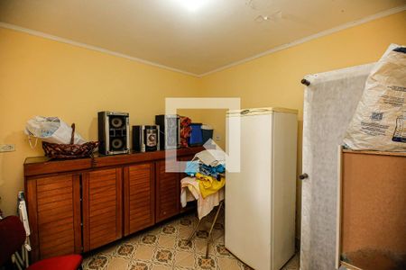 Casa à venda com 100m², 5 quartos e 7 vagas Casa à venda com 100m², 5 quartos e 7 vagasQuarto de Serviço