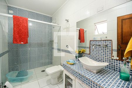 Casa à venda com 100m², 5 quartos e 7 vagas Casa à venda com 100m², 5 quartos e 7 vagasBanheiro