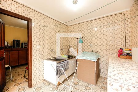 Casa à venda com 100m², 5 quartos e 7 vagas Casa à venda com 100m², 5 quartos e 7 vagasÁrea de Serviço