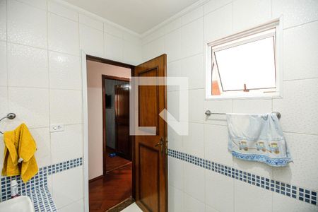 Casa à venda com 100m², 5 quartos e 7 vagas Casa à venda com 100m², 5 quartos e 7 vagasBanheiro