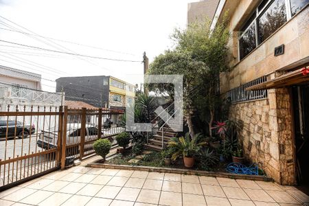 Casa à venda com 100m², 5 quartos e 7 vagas Casa à venda com 100m², 5 quartos e 7 vagasJardim