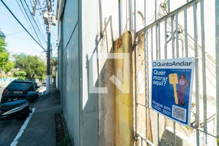 Casa à venda com 46m², 1 quarto e 1 vagaPlaquinha