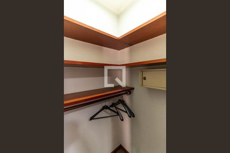 Apartamento para alugar com 48m², 1 quarto e 1 vagaQuarto - Closet