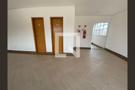 Apartamento à venda com 33m², 1 quarto e sem vagaÁrea comum - Salão de festas