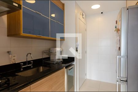 Apartamento para alugar com 102m², 2 quartos e 2 vagas Apartamento para alugar com 102m², 2 quartos e 2 vagasCozinha