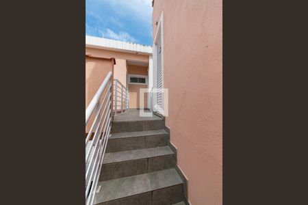 Studio para alugar com 20m², 1 quarto e sem vagaÁrea comum - Escadas de acesso