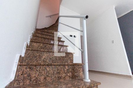 Escada de casa de condomínio à venda com 2 quartos, 85m² em Vila Buenos Aires, São Paulo