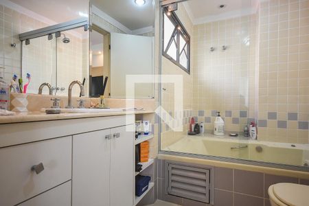 Apartamento à venda com 163m², 3 quartos e 3 vagas Apartamento à venda com 163m², 3 quartos e 3 vagasBanheiro da Suíte 3