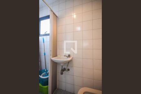 Apartamento à venda com 163m², 3 quartos e 3 vagas Apartamento à venda com 163m², 3 quartos e 3 vagasBanheiro de Serviço