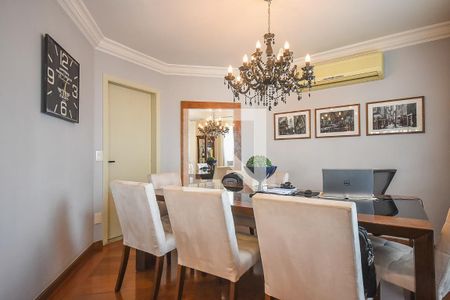 Apartamento à venda com 163m², 3 quartos e 3 vagas Apartamento à venda com 163m², 3 quartos e 3 vagasSala de Jantar