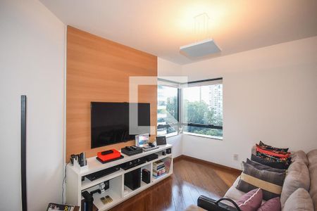Apartamento à venda com 163m², 3 quartos e 3 vagas Apartamento à venda com 163m², 3 quartos e 3 vagasSala de TV