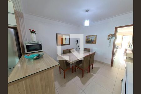 Casa à venda com 150m², 3 quartos e 3 vagas Casa à venda com 150m², 3 quartos e 3 vagasCozinha