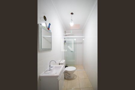 Casa à venda com 130m², 3 quartos e 2 vagasBanheiro 