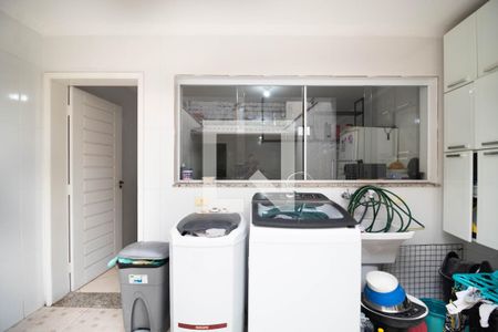 Casa à venda com 130m², 3 quartos e 2 vagasÁrea de Serviço 