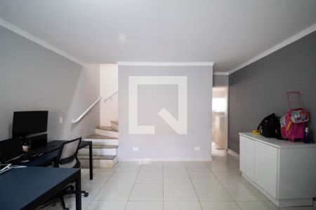 Sala  de casa à venda com 3 quartos, 130m² em Vila Fernandes, São Paulo
