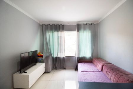Sala  de casa à venda com 3 quartos, 130m² em Vila Fernandes, São Paulo