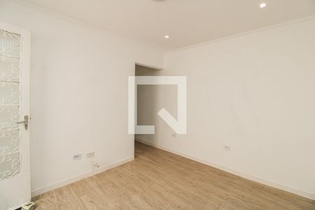 Sala de casa para alugar com 2 quartos, 96m² em Vila Paranaguá, São Paulo