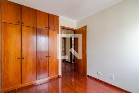Apartamento à venda com 90m², 3 quartos e 1 vagaQuarto 2
