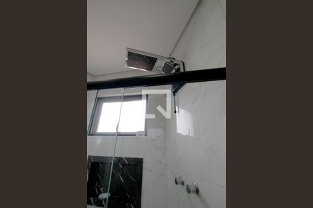 Casa de condomínio para alugar com 230m², 3 quartos e 4 vagasBanheiro da Suíte 1