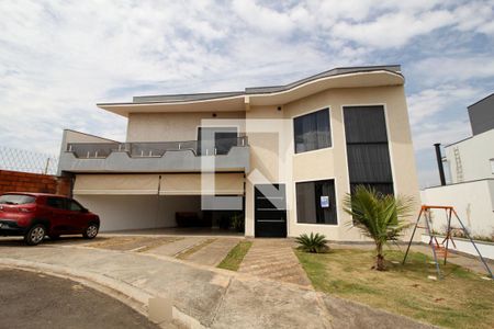 Casa de condomínio para alugar com 230m², 3 quartos e 4 vagasFachada da Casa